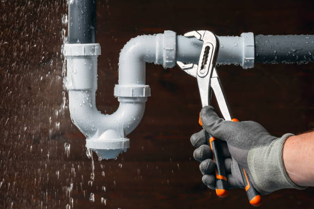Professional Leak Detection technician working in North Carver, MA